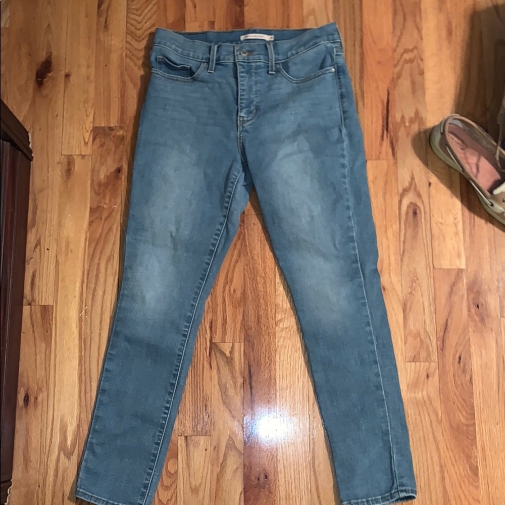 Levi shaping skinny Jeans